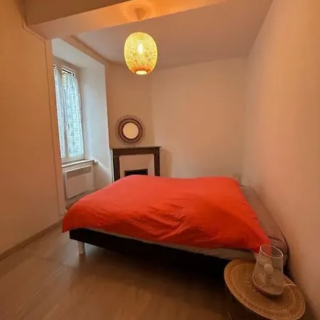 Maison De Village